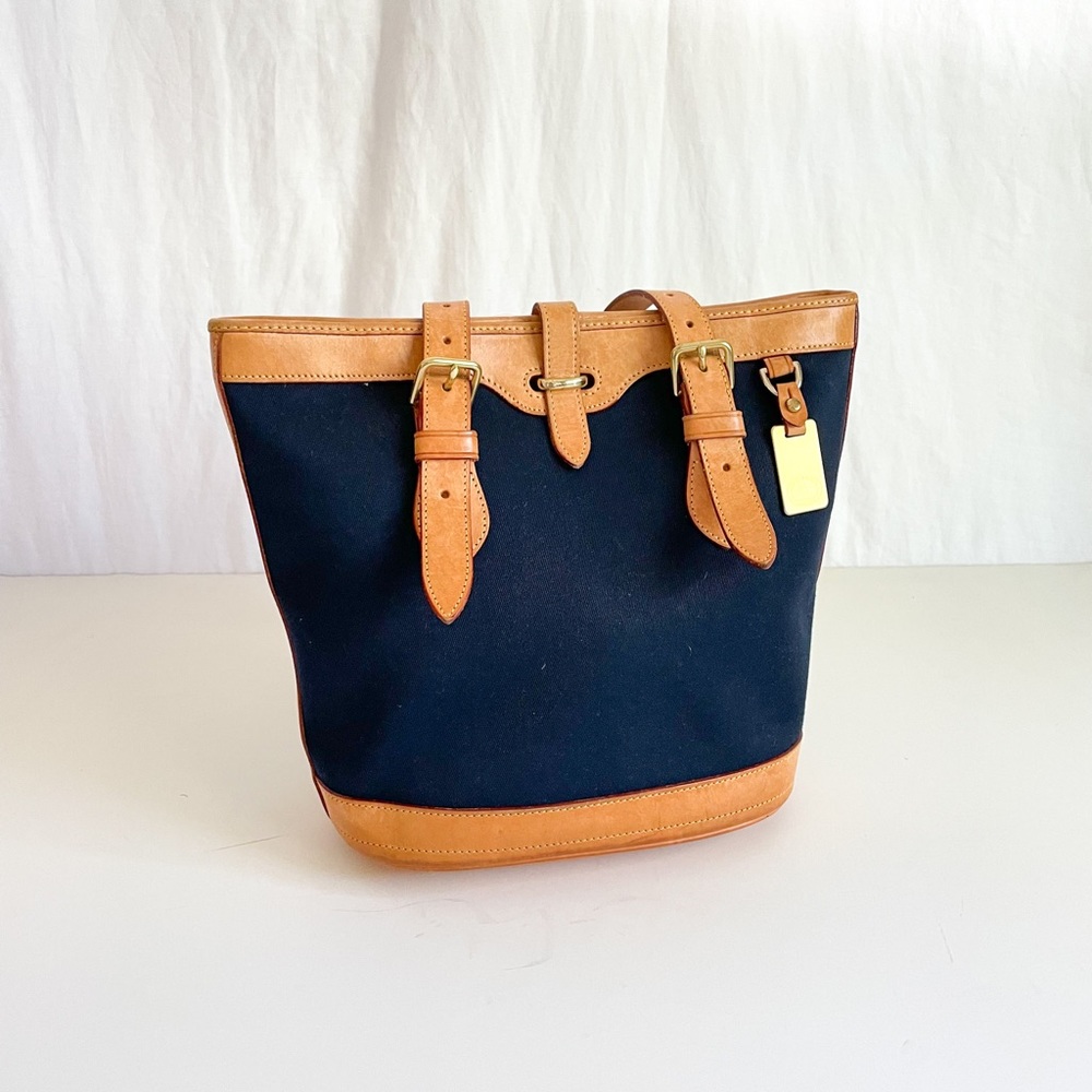 Dooney & Bourke nylon and leather purse navy